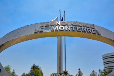 Puebla, Meksika-14 Nisan 2018: Monterrey Teknoloji Enstitüsü (Tecnologico de Monterrey) ve Yüksek Öğrenim, Puebla Kampüsü
