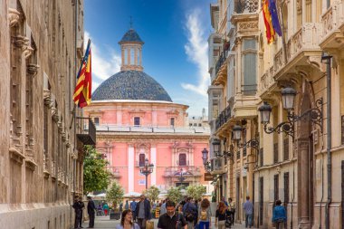 Valencia, İspanya - 2 Ekim 2019: Tarihi şehir merkezinde Valencia sokakları