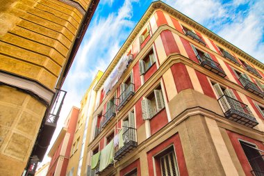Madrid 'in Dar Sokakları Tarihi Şehir Merkezinde