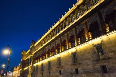 Mexico City, Zocalo, Ulusal Saray binası
