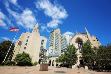 (Boston Üniversitesi girişi