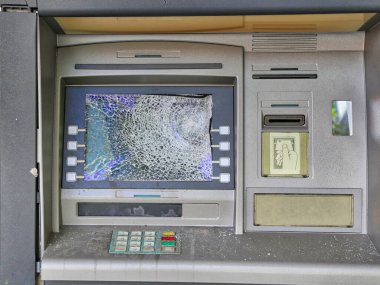 Banka soygunu ve bozuk ATM konsepti