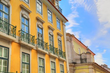 Lizbon 'un Renkli Sokakları