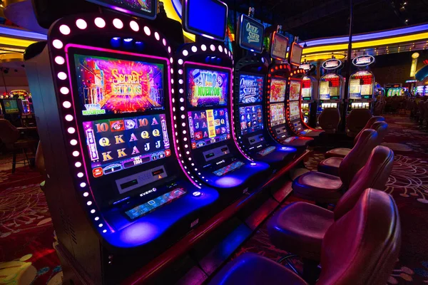 Buffalo Usa Luglio 2018 Moderna Sala Casinò Con Slot Machine — Foto Stock