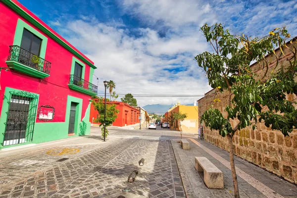 Oaxaca Stad Natursköna Gamla Stadsgator Och Färgglada Koloniala Byggnader Historiska — Stockfoto