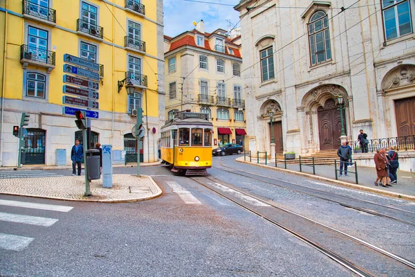 Lisboa Portugal Octubre 2017 Famosos Tranvías Amarillos Las Calles Lisboa — Foto de Stock