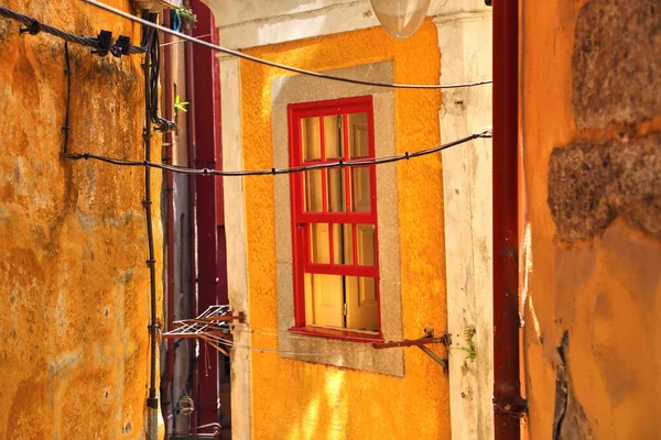 Piękne Kolorowe Ulice Porto Pobliżu Rio Douro — Zdjęcie stockowe