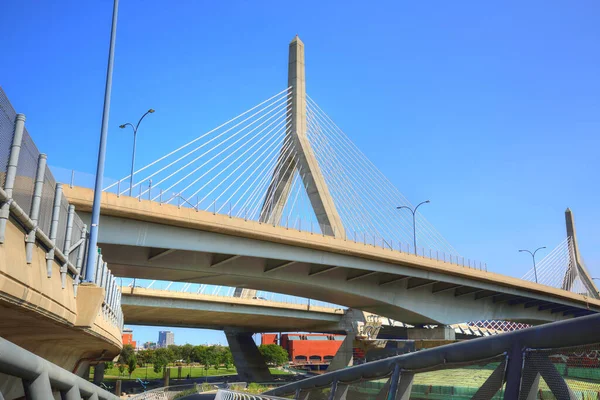 Boston Zakim Most Pamięci Bunker Hill — Zdjęcie stockowe