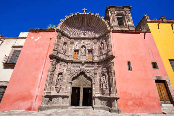 San Miguel Allende Nuestra Senora Salud Templom Történelmi Belvárosban — Stock Fotó