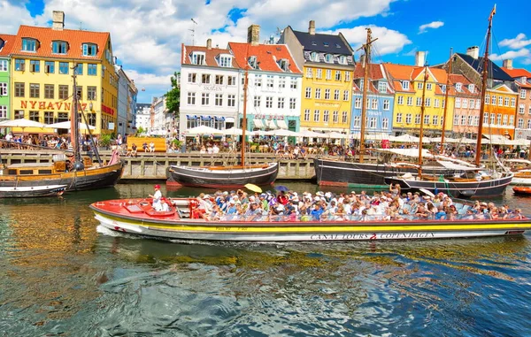 Copenhague Dinamarca Agosto 2018 Famosa Bahía Nyhavn New Harbour Copenhague —  Fotos de Stock