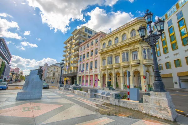 Havana Cuba Fevereiro 2020 Scenic Colorful Old Havana Street — Fotografia de Stock