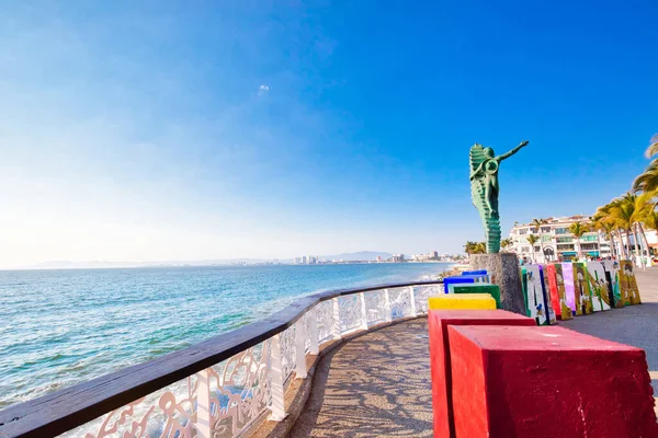 Puerto Vallarta Mexico April 2018 Beroemde Beelden Schilderachtige Oceaanpromenade Malecon — Stockfoto