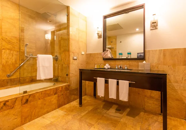 Uma Espaçosa Casa Banho Hotel Luxo Centro Cidade México — Fotografia de Stock