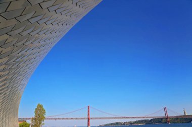 Portigal, Lizbon, gözlem güvertesi 25 Nisan Köprüsü yakınlarında.