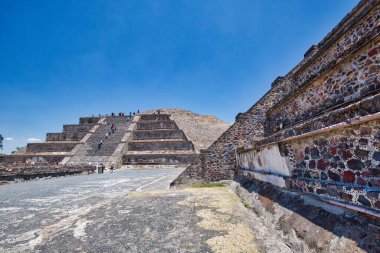 Mexico City, Mexico-21 Nisan 2018: Mexico City yakınlarındaki Teotihuacan Piramitleri Sitesi