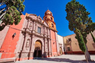 San Miguel de Allende 'nin tarihi şehir merkezinde bulunan San Felipe Neri Kilisesi (Oratirio)