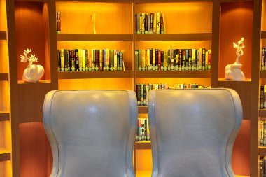 Barselona, İspanya-20 Haziran 2017: Lüks yolcu gemisi iç tasarımı maksimum konfor sağlamak için tasarlandı