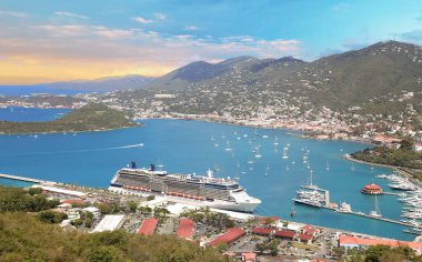 Seyahat gemisi Charlotte Amalie, ABD Virgin Adaları