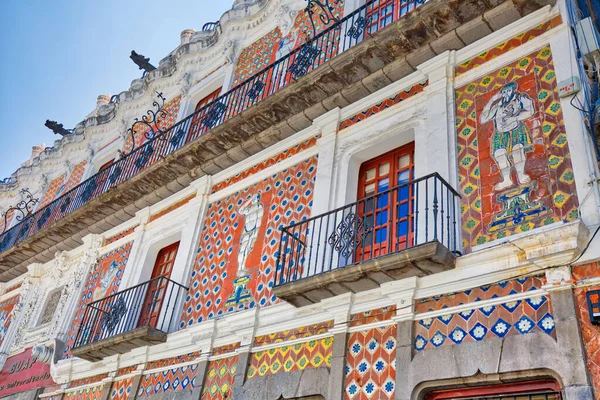 Zocalo Tarihi Şehir Merkezinde Renkli Puebla Sokakları — Stok fotoğraf