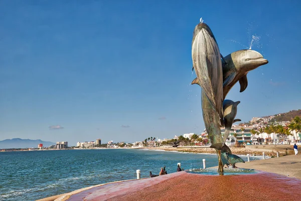 Ünlü Puerto Vallarta Deniz Gezinti Güvertesi Malecon — Stok fotoğraf