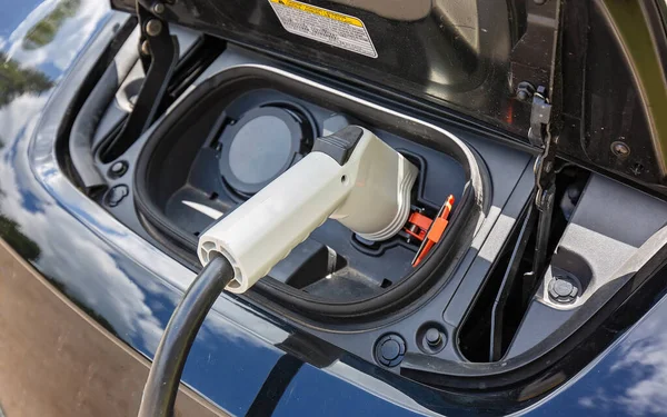 Electric Car Charging Battery Electric Charger — Stock Photo, Image