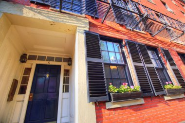 Boston tarihi merkezdeki tipik evler