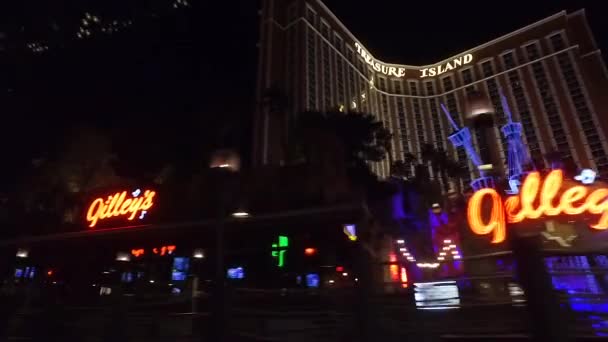 Treasure Island Hotel Casino und Quilleys Saloon, Las Vegas, Nevada USA — Stockvideo
