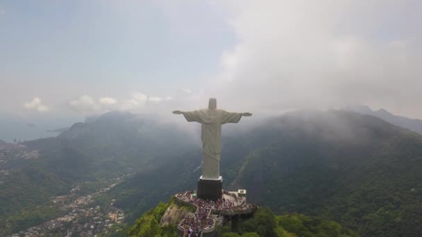 Amazing Cinematic Aerial of Christ Le Rédempteur Cristo Redentor, Rio De Janeiro — Video