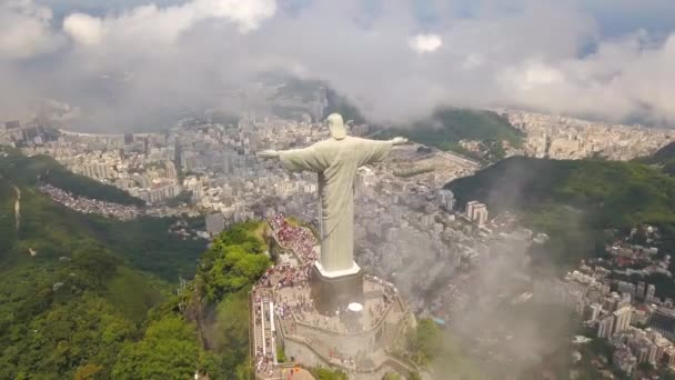 Luchtfoto Overzicht van Rio De Janeiro Brazilië en Christus Het Verlosserstandbeeld van Jezus — Stockvideo