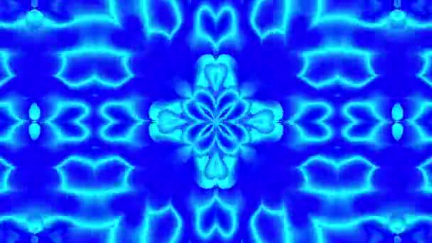 黒の背景に青い回転万華鏡のパターン アブストラクトモーショングラフィックス フラクタルアニメーション 美しい明るい飾り エンドレスサイクル — ストック動画