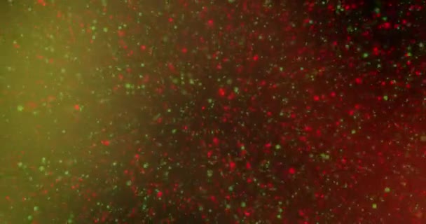 在红色和绿色色调不断变化的背景下 在一条连续的溪流中闪闪发光的红色和绿色星星从画面中心飞向观看者 — 图库视频影像