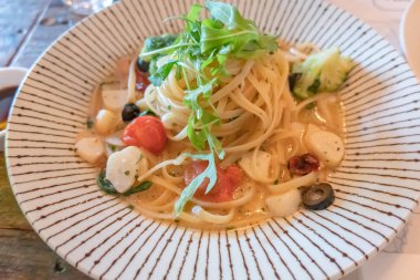 Close-Up tabak makarna