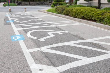 Engelliler için otopark