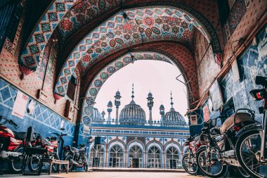 Pakistan 'da güzel bir Mavi Cami girişi