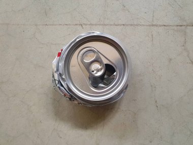 çöp koymak için alanı azaltmak için olabilir yok