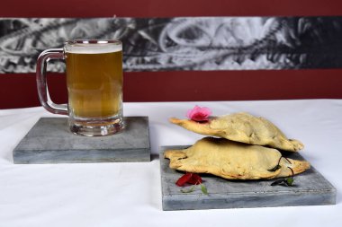 Türk puf böreği yemeye hazır kadar kapatın