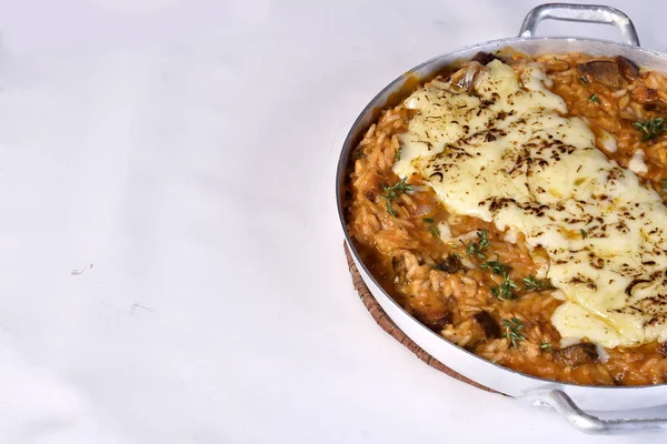 Sosis Risotto, İtalyan risotto İtalyan sosis ve servis