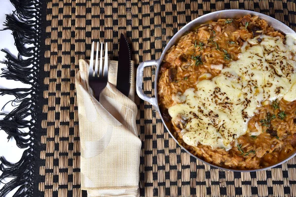 Sosis Risotto, İtalyan risotto İtalyan sosis ve servis