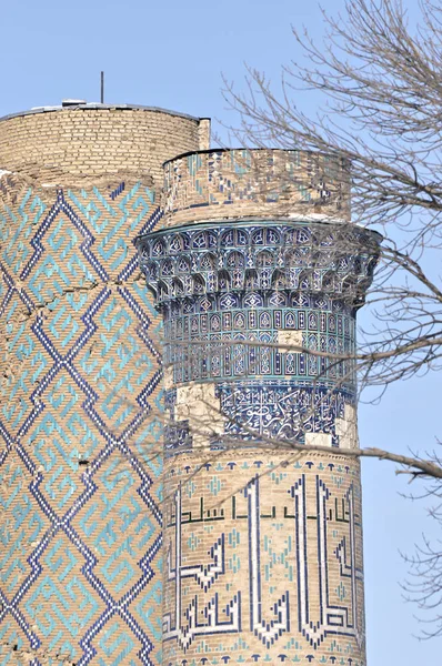 Det arkitektoniska monumentet av Bibi Khanum. Stor kupol. Samarkand.. — Stockfoto