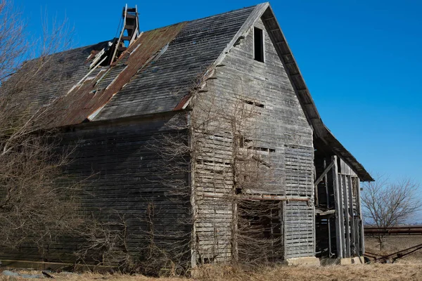 Velho Celeiro Desgastado Illinois Rural — Fotografia de Stock