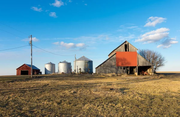 Fazenda Rural Com Céu Azul Brilhante Nuvens Fundo Condado Putnam — Fotografia de Stock