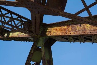 Çelik yapı zinciri taş köprü eski rota 66. Illinois / Missouri, ABD