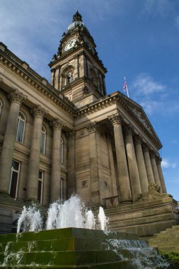 öğleden sonra bir ışık Bolton belediye binasına Saat Kulesi. Lancashire, İngiltere.