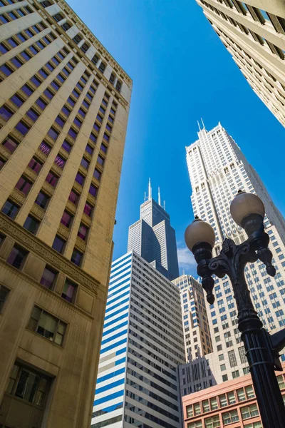 Центр Города Солнце Освещает Город Чикаго Иллинойс Сша — стоковое фото