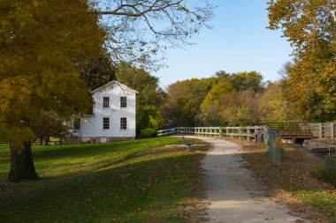 Sonbahar / güz tarihi ben ve M kanal. Channahon, Illinois, ABD