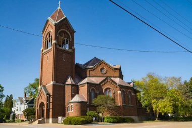 Midwest kasaba güzel tuğla kilisede. LaSalle, Illinois, ABD