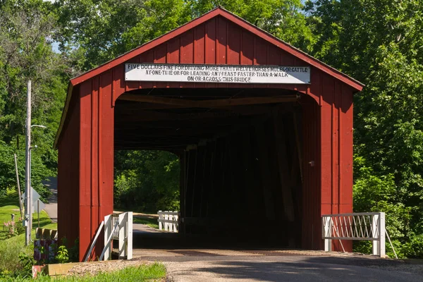 Red Covered Bridge.  The oldest covered bridge in Illinois built in 1863.  Princeton, Illinois, USA