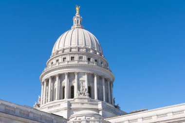 Wisconsin eyaletinin başkenti bina
