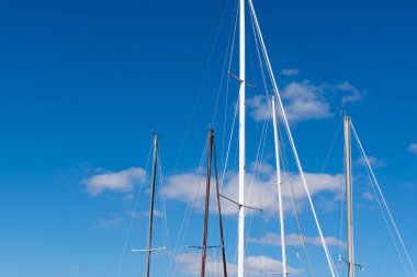 Yelken direği'nın