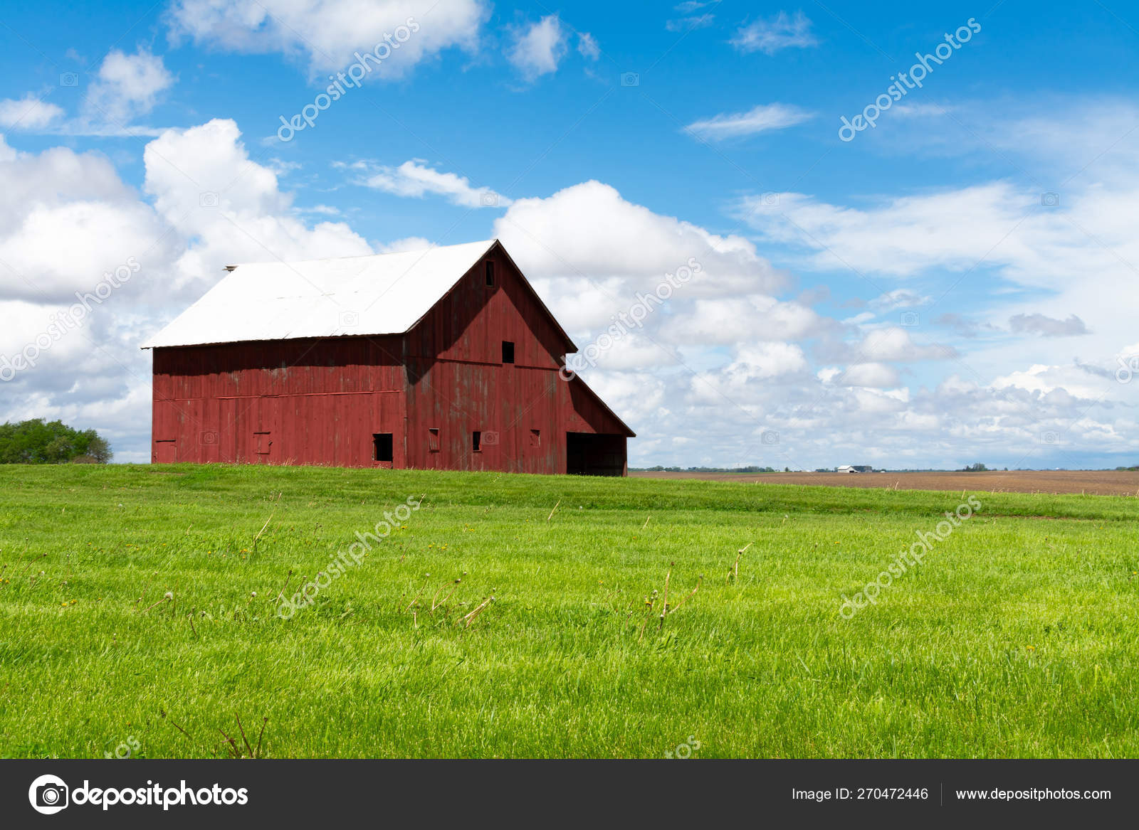 Old Red Barn Stock Photo C Wasppics 270472446